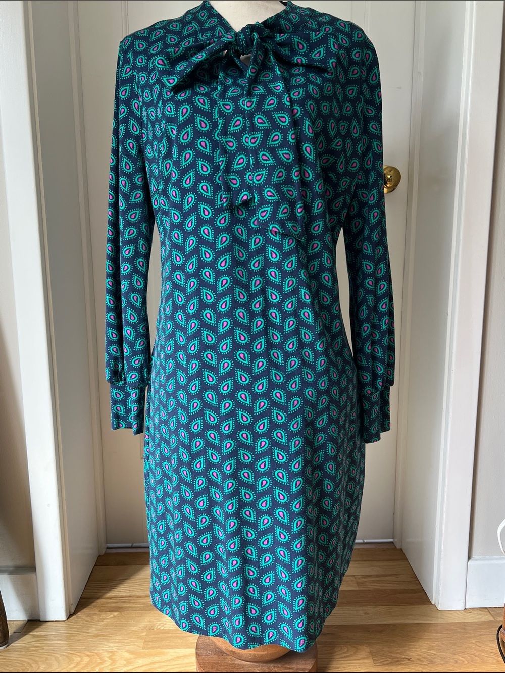 Boden Navy/Teal/ Fuscia Paisley Tie-Neck Long Sleeve Midi Dress, Knit, Size 12R